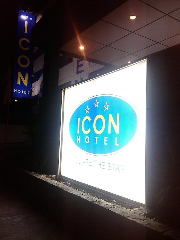 Отель Icon Манила Экстерьер фото